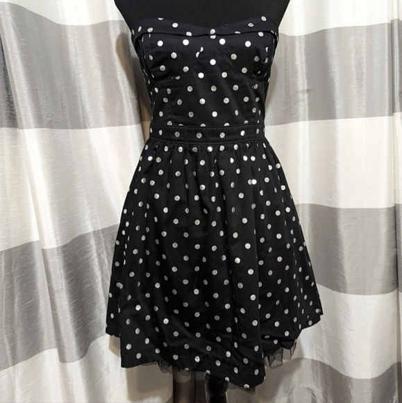 Black Poppy Black & Silver Polkadot Strapless Mini Cocktail Dress. Size: Large - Picture 11 of 11